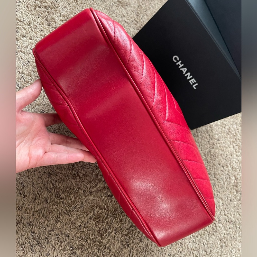 Chanel Red Lambskin Chevron Bag - Picture 6 of 17